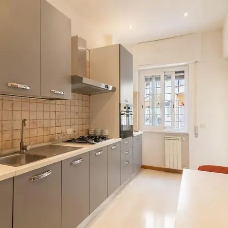 Danilo's House Comfort A * Roma